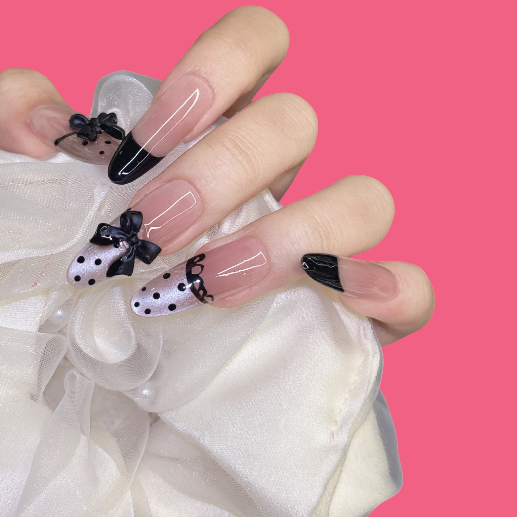 Chic Black Bow Press-On Nails