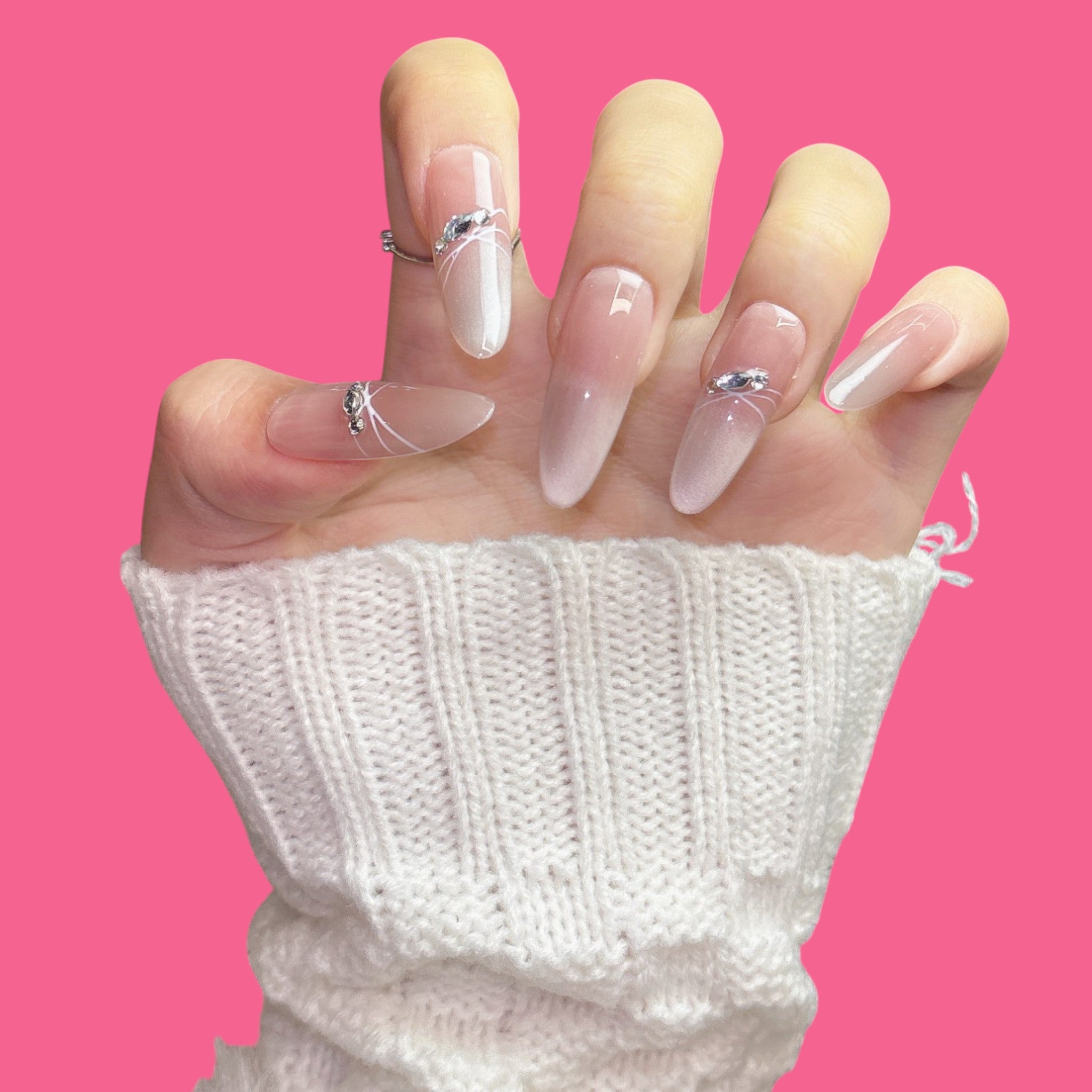 Elegant White Ombre Press-On Nails