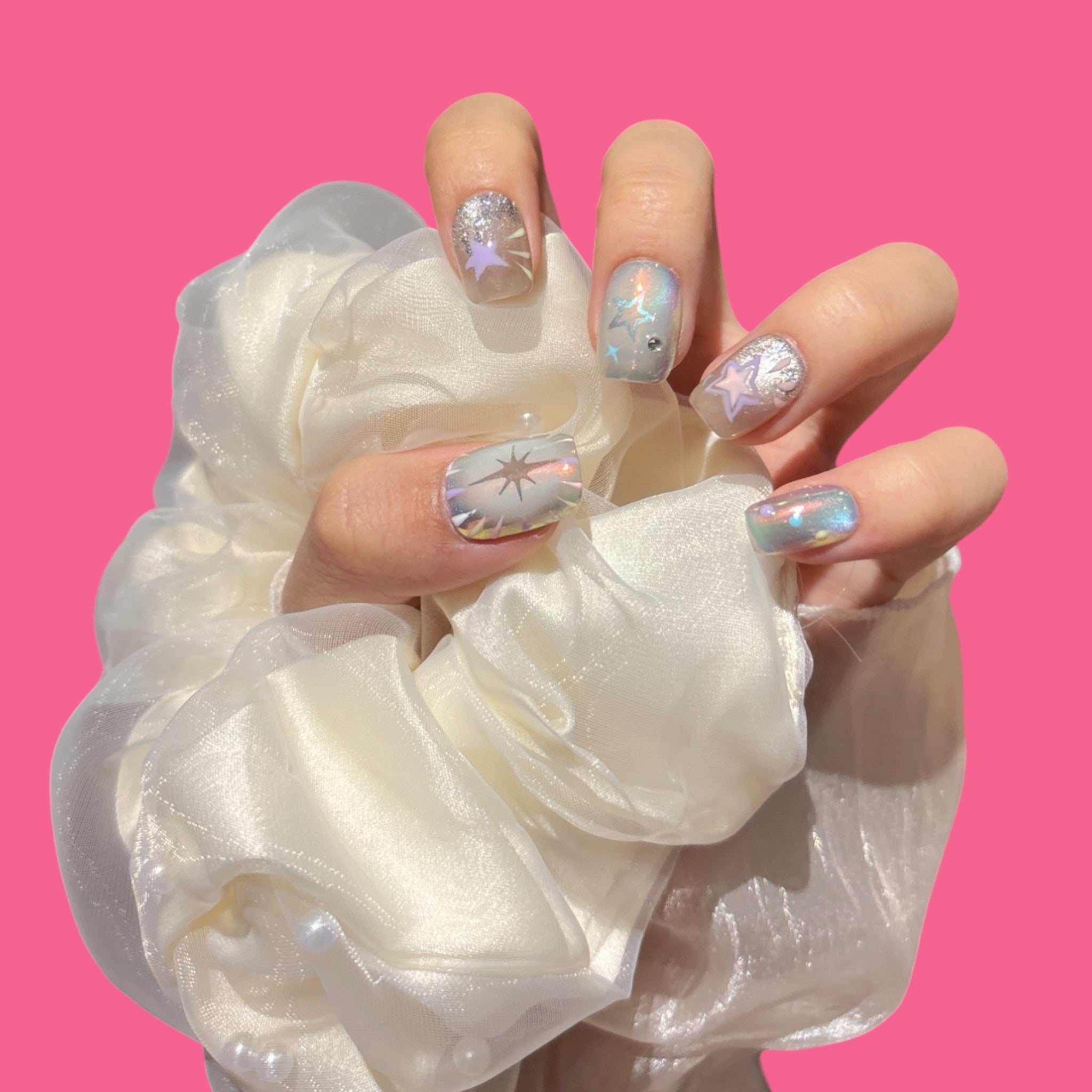 Dreamy Star Press-On Nails