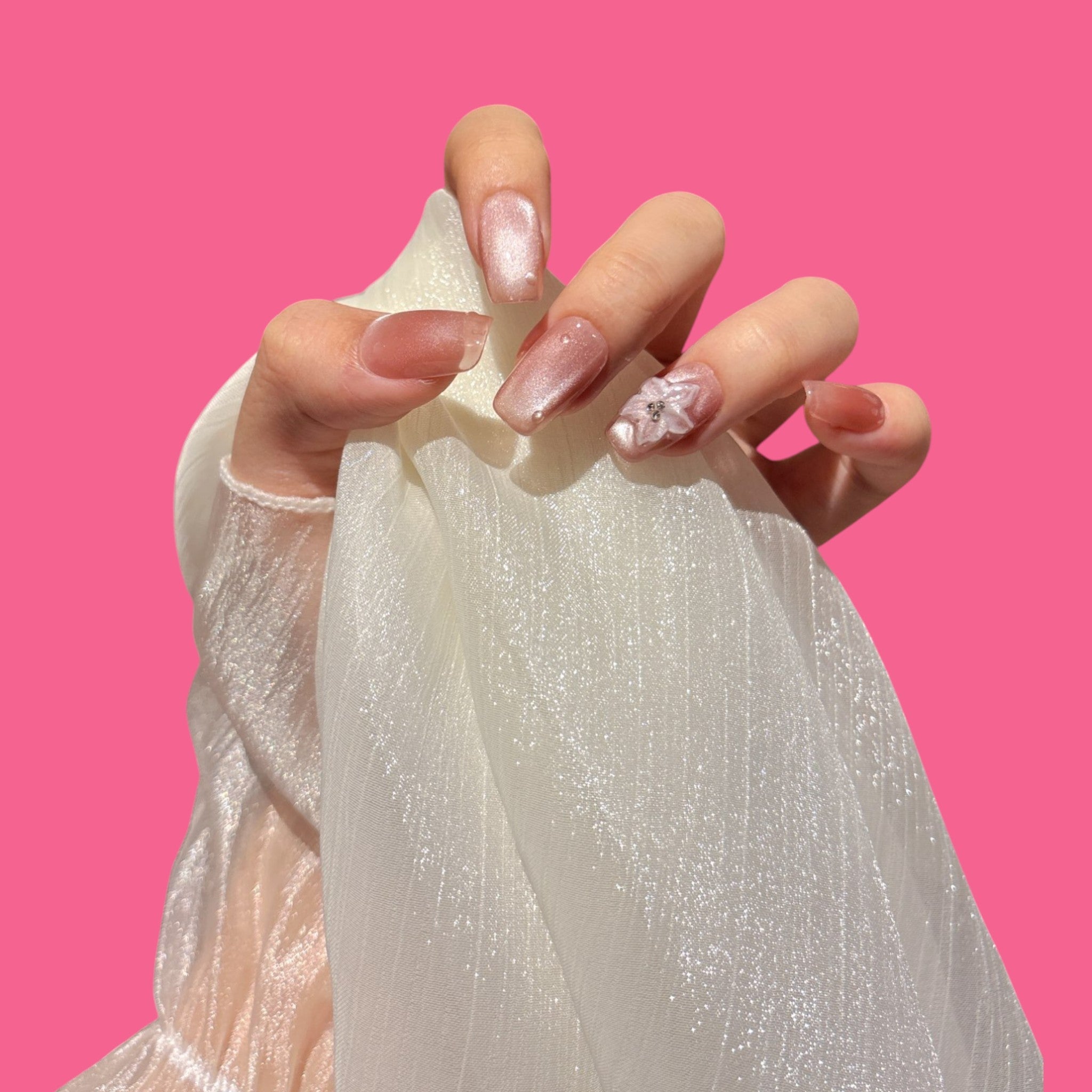 Elegant Pink Floral Press-On Nails