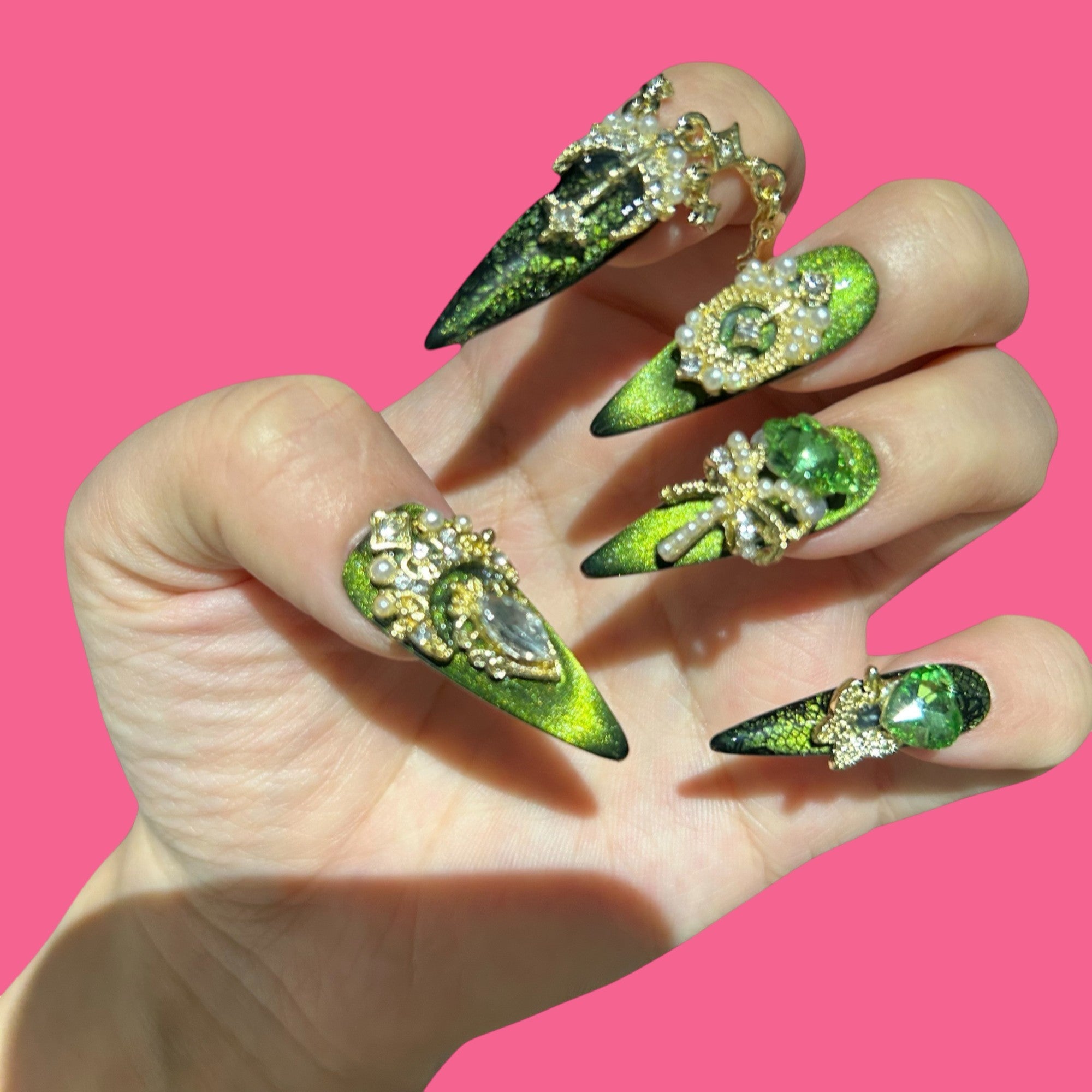 Gothic Emerald Press-On Nails 1.57 inches