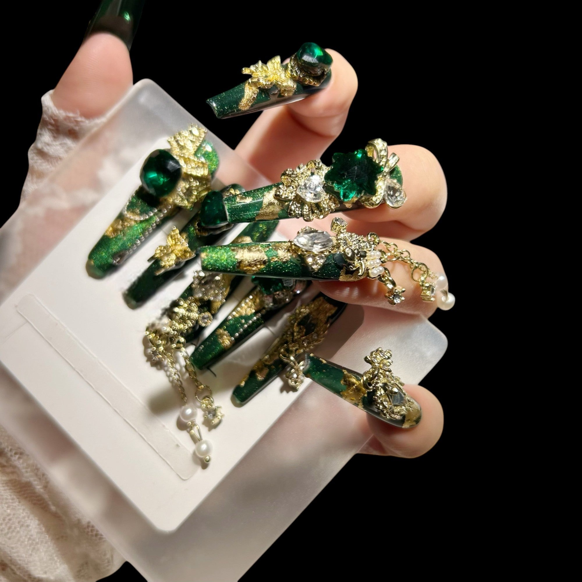 Emerald Enchantress – Gold Foil Press-On Nails with Chains & Royal Gems