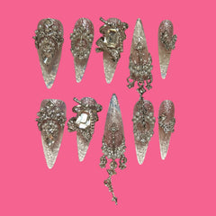 Pearl Enchanted – Glitter Nude Press-On Nails with Royal Chain Charms