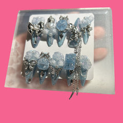 Frosted Thorns – Icy Silver Rose Stiletto Press-On Nails