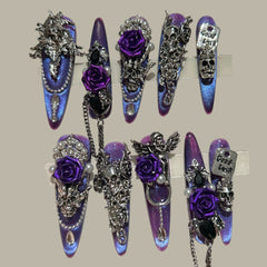 NailiPress Gothic Skull & Chain Press-On Nails 1.57 inches