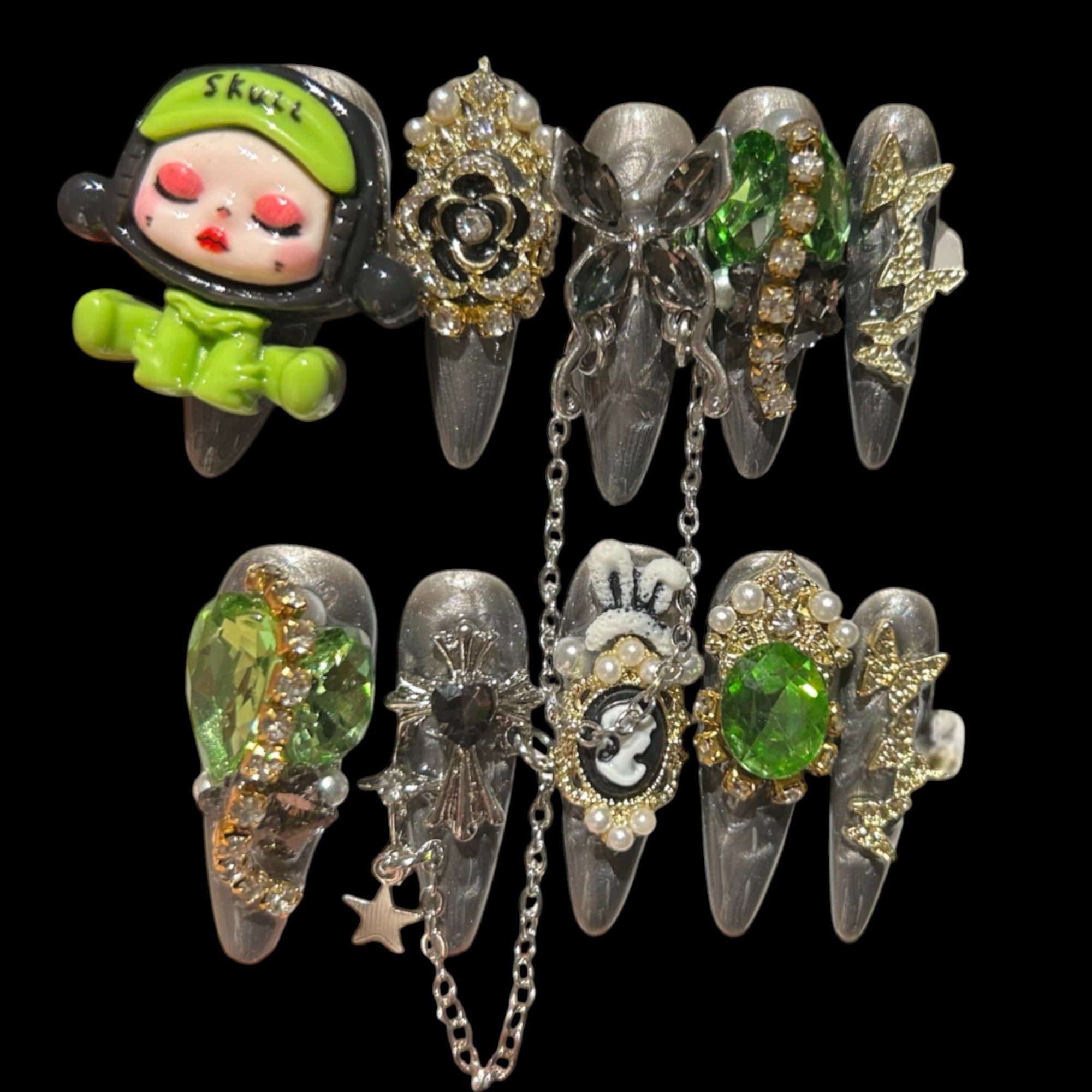 Gothic Kawaii Green Gem Press-On Nails with Charms & Chains 1.18'' | NailiPress