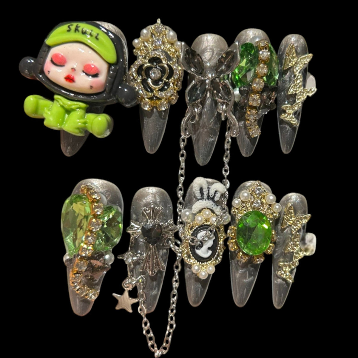 Gothic Kawaii Green Gem Press-On Nails with Charms & Chains 1.18'' | NailiPress